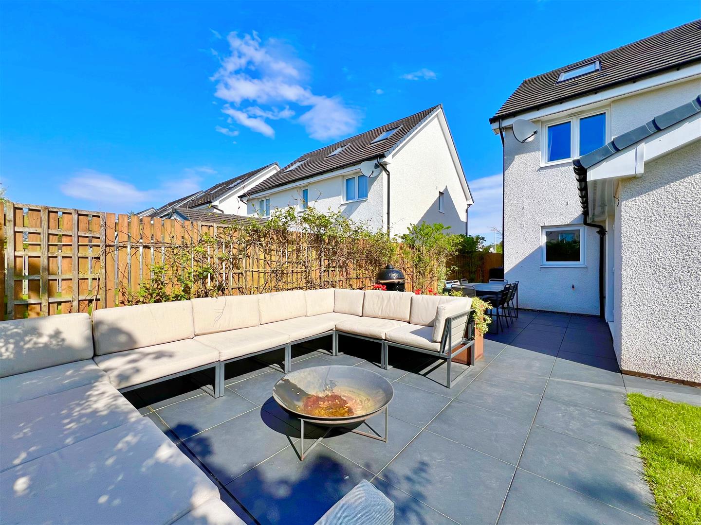 Mcguire Gate, Bothwell, Glasgow Residence Estate Agents